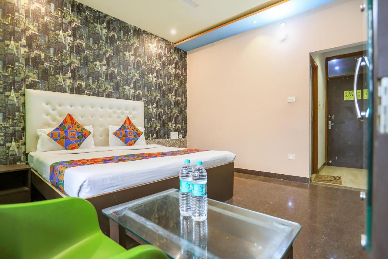 Fabhotel Kriti Green Waranasi Zewnętrze zdjęcie