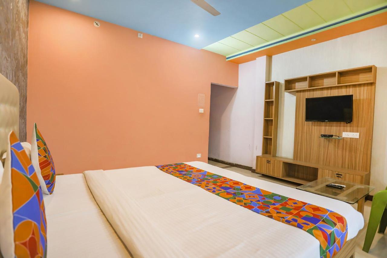 Fabhotel Kriti Green Waranasi Zewnętrze zdjęcie